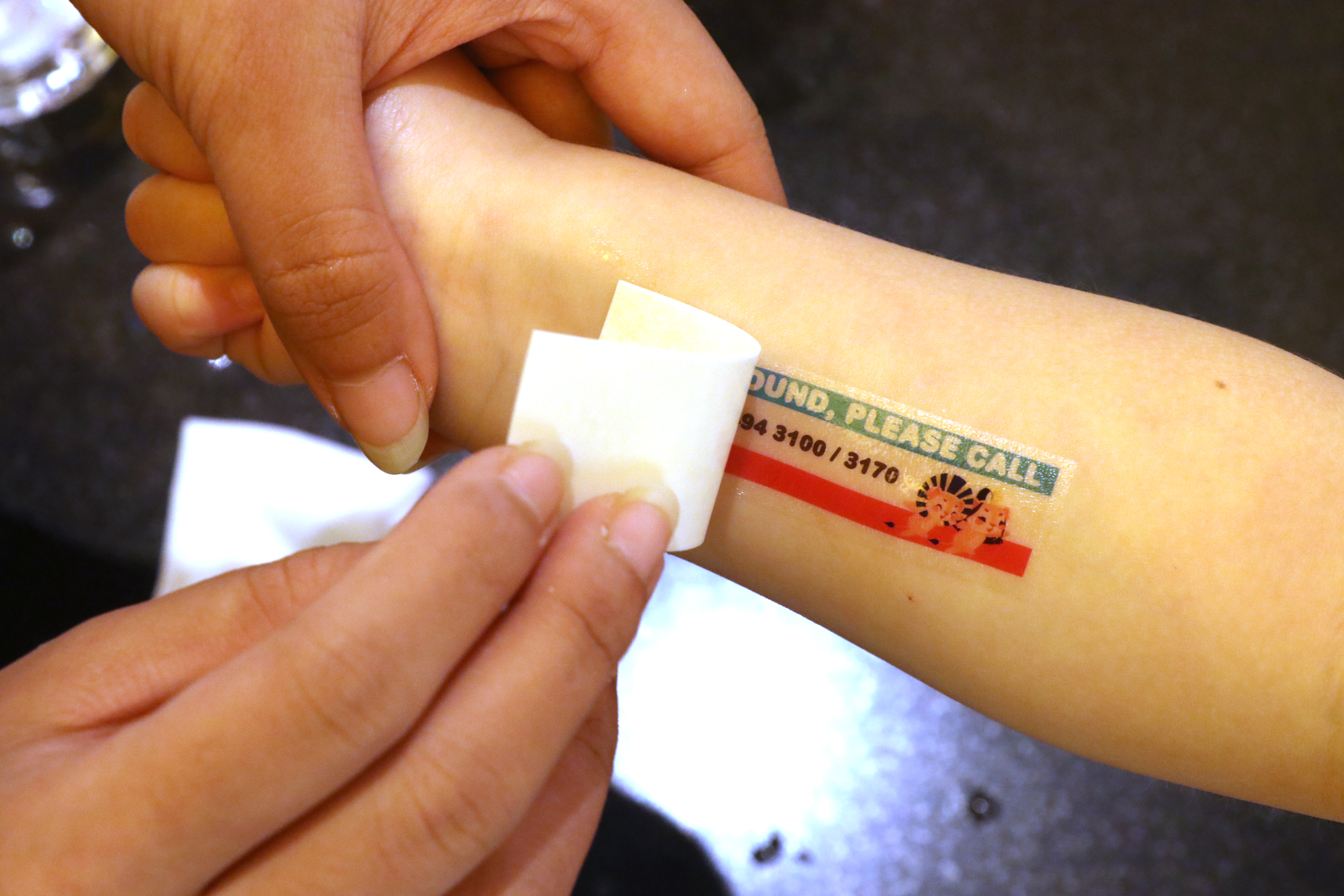 Sunway Pyramid 'Mom, check out my new tatt'.